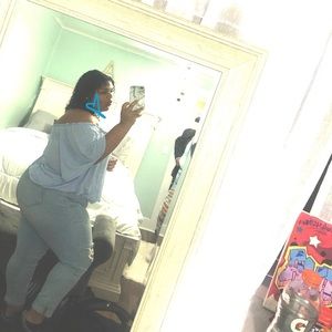 Meet your Posher, Selena